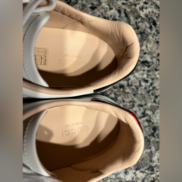 GUCCI ACE EMBROIDERED PLATFORM SNEAKER 35 EU (5 US) – RETAIL $890.00 - Picture 9 of 12